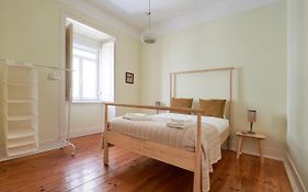Renovated Spacious Baixa Apartment, By Timecooler